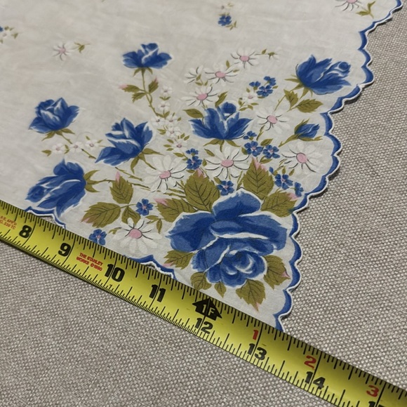 Vintage Cotton Scarf-Scalloped Edge-Floral-Blue/White-EUC - Picture 9 of 12